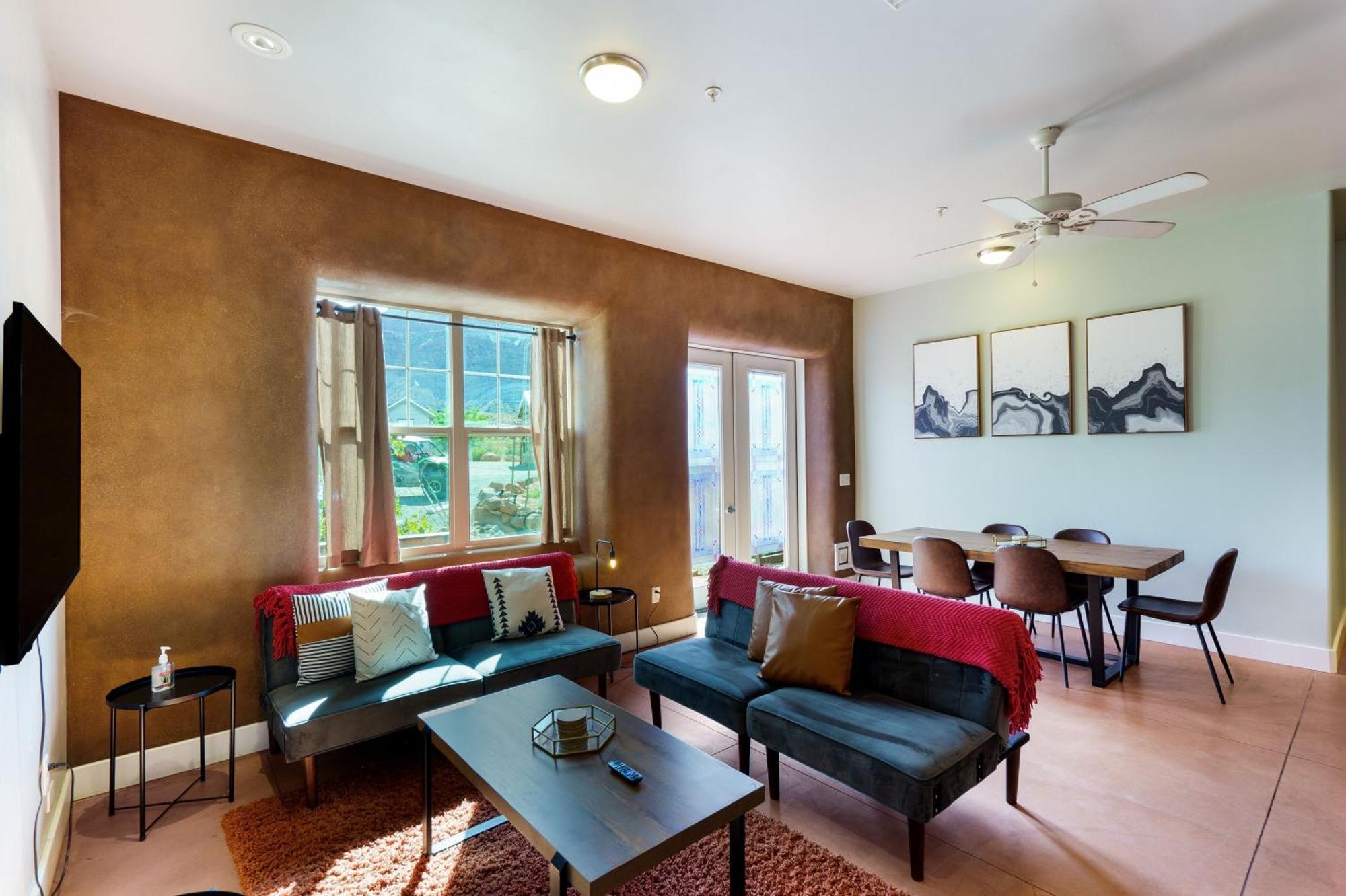 Two-Bedroom House,1538754700:JPEG
